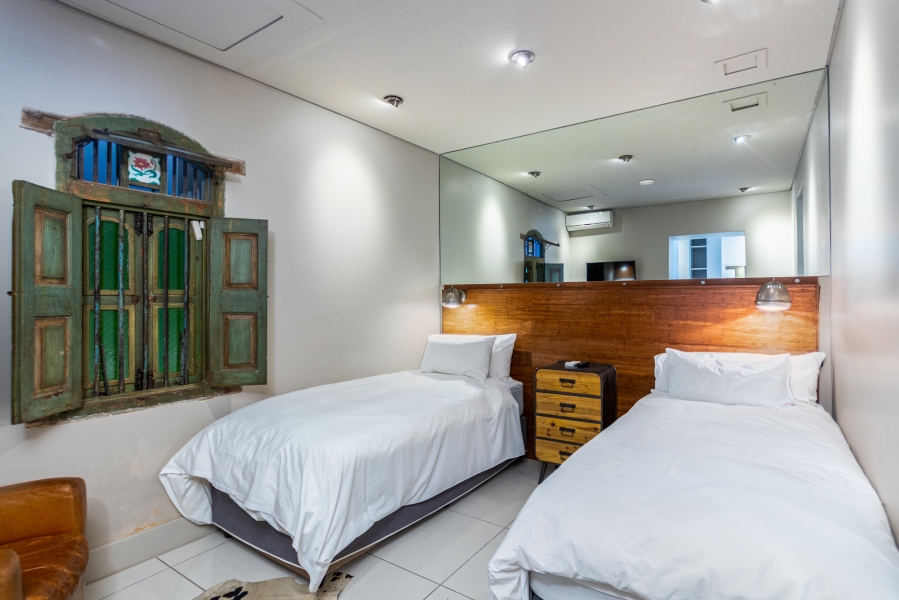 To Let 3 Bedroom Property for Rent in Green Point Western Cape